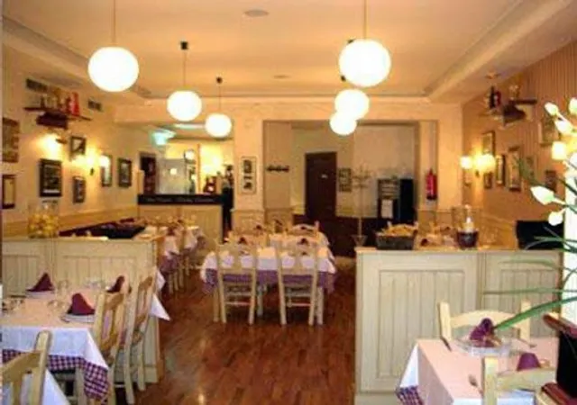 La Mafia se sienta a la mesa