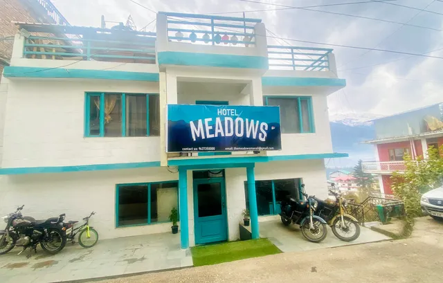 Hotel Meadows - Best Budget Hotel in Manali Near Mall Road