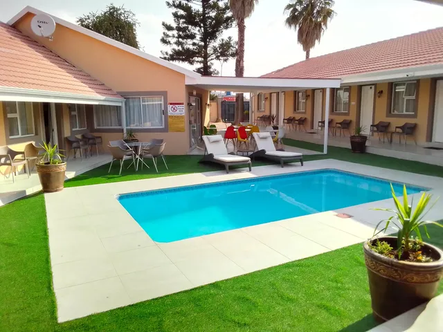 Benoni N12 Hotel