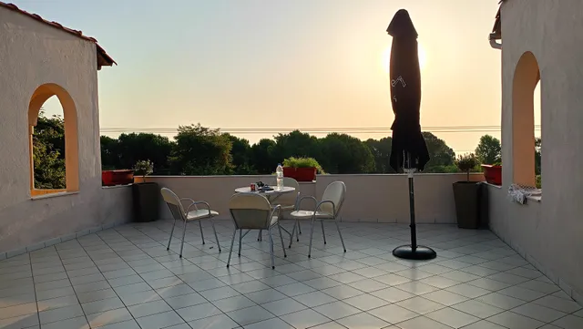 athina vourvourou apartments