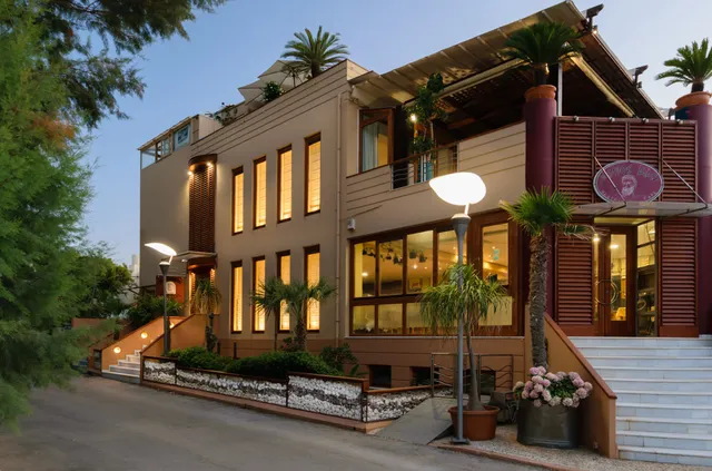 Xenios Dias Luxury Apartments With Sea View