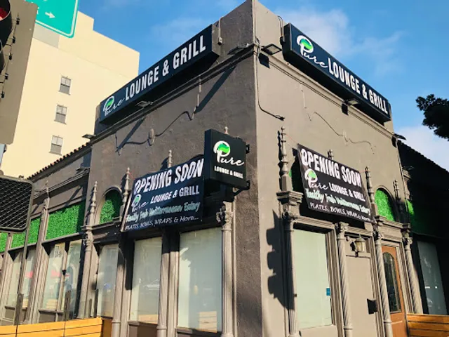 PURE LOUNGE & GRILL