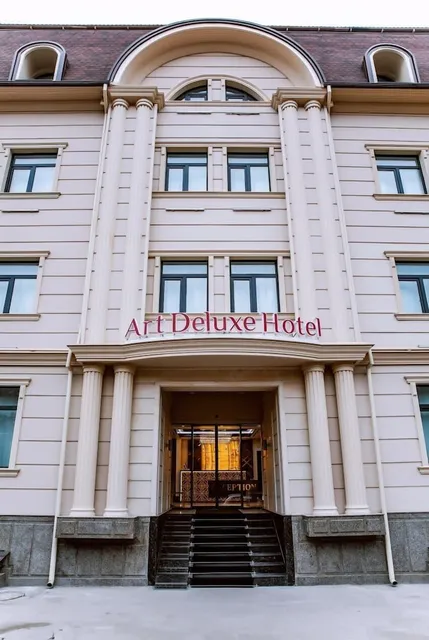 ART DELUXE HOTEL