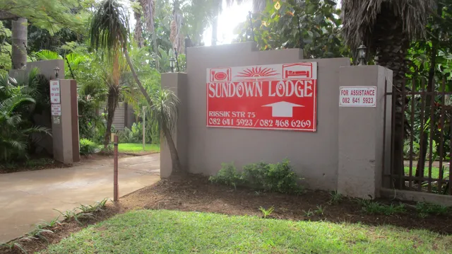 Sundown Lodge