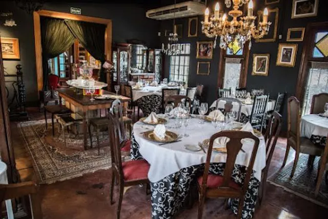 Restaurante Cornelio comida italiana/ mediterránea