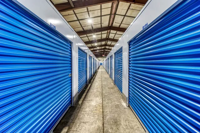 Storage Sense - St. Clair