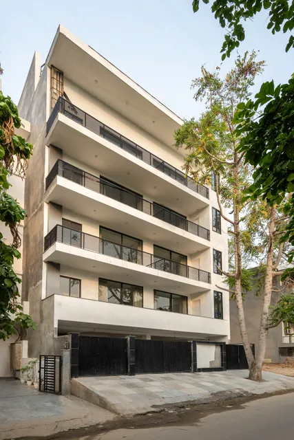 Wandr Golf Course Road