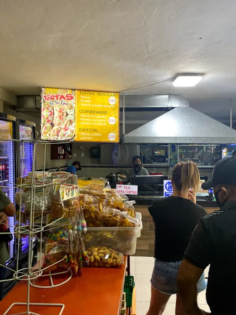 Minisuper y Tortas Maria de la Paz
