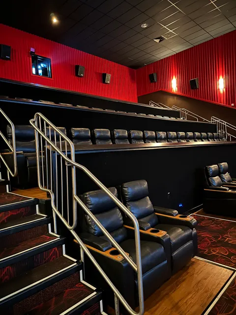 Regal Willamette Town Center