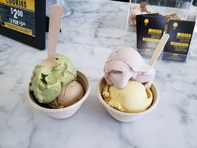 Mr. Dewie’s Cashew Creamery