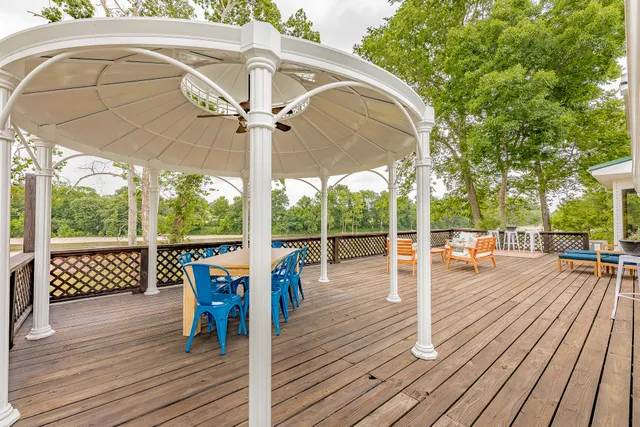 Mimosa Riverside Ranch