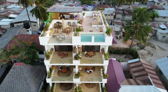Aluna Beach Apartments