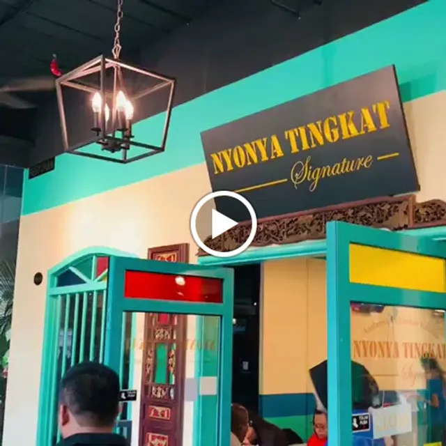 Nyonya Tingkat Bangsar Utama UOA