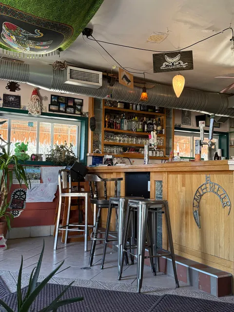 Random Lake Pizzeria