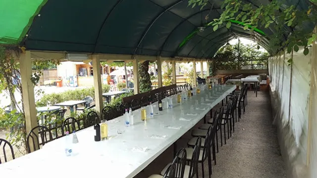 Il Chioschetto Villa Furlo Park