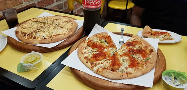 피자스쿨 수원성대점