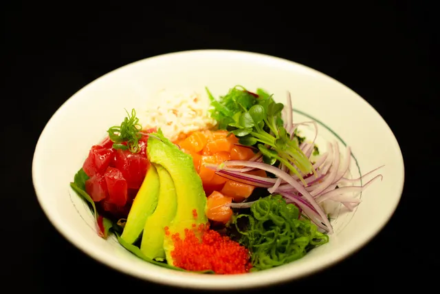 Handroll and Poke by Gohan