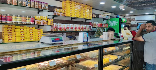 Nathu's Sweets & Restaurant