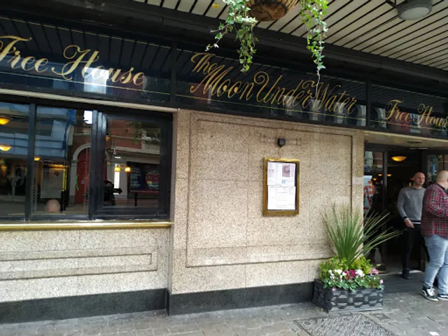 The Moon Under Water - JD Wetherspoon