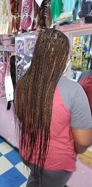 Fatima's African Hair Braiding