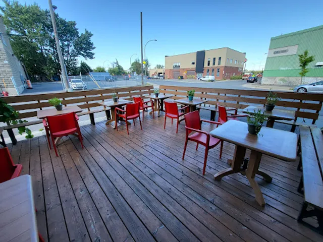 BONYARD | Restaurant de quartier dans le Sud-Ouest de Montréal