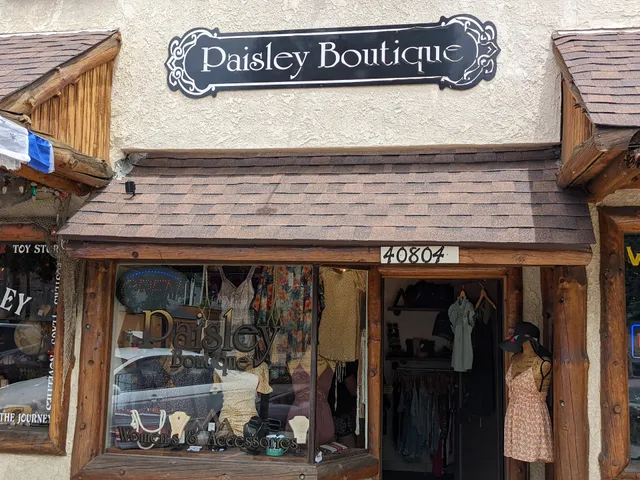 Paisley boutique