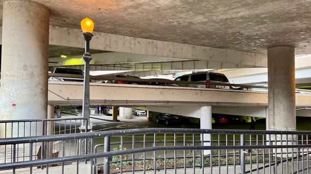 Old Sacramento City Garage