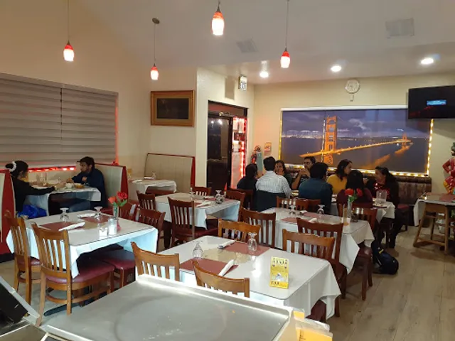 Moon Indian Restaurant