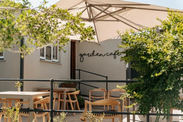 Garden Café and Cottage