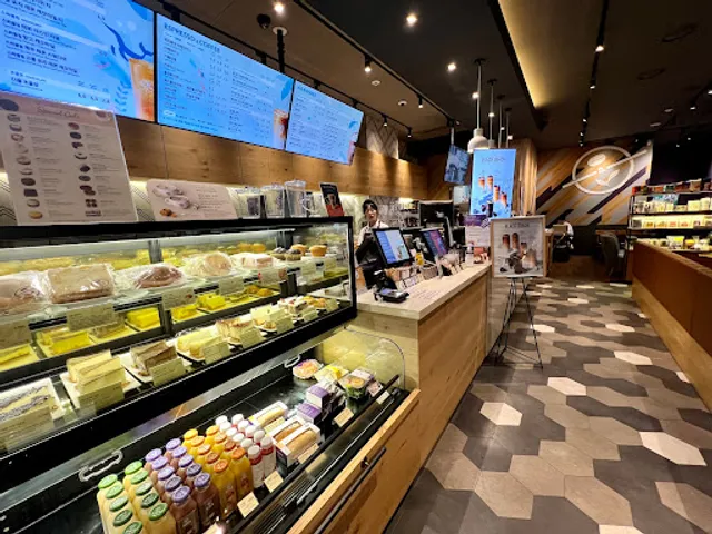 The Coffee Bean & Tea Leaf