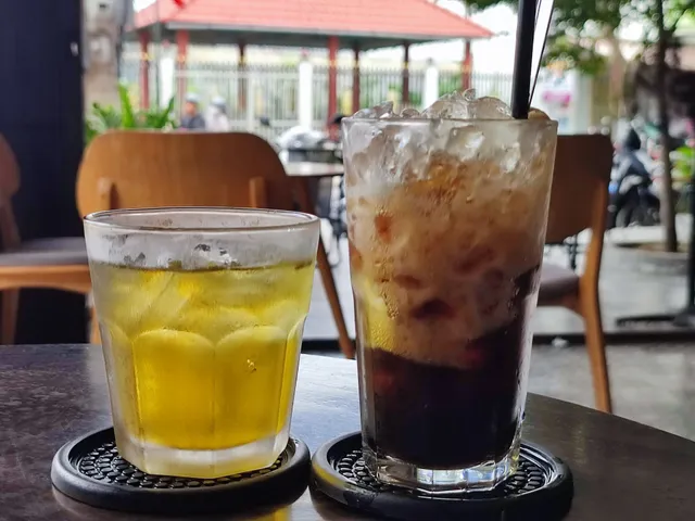 Đen Đá Cafe