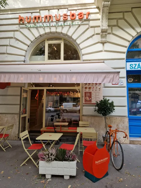 hummusbar Alkotmány