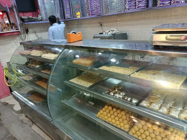 Badnam Laddu