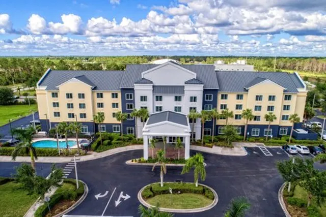 Fairfield by Marriott Inn & Suites Naples