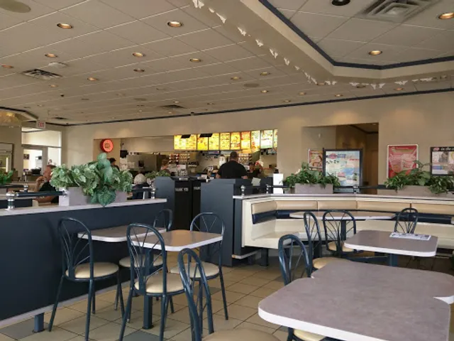 Dairy Queen Grill & Chill