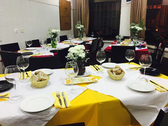 Restaurante em Mem Martins - Génios Caprichosos