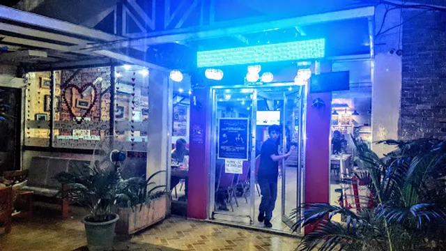 Sheila's Park Family Resto