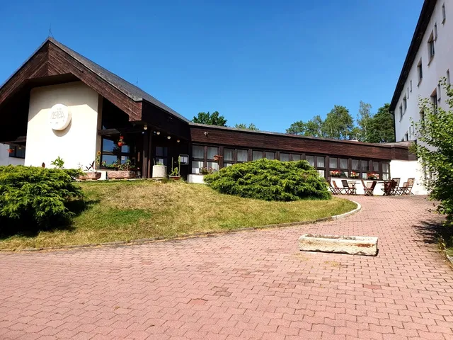 Hotel Astra Srby u Kladna