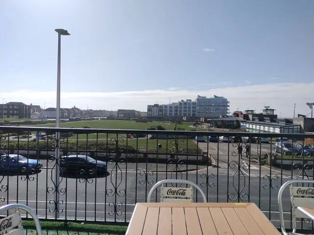 Fabrik Apartments - Harrowside