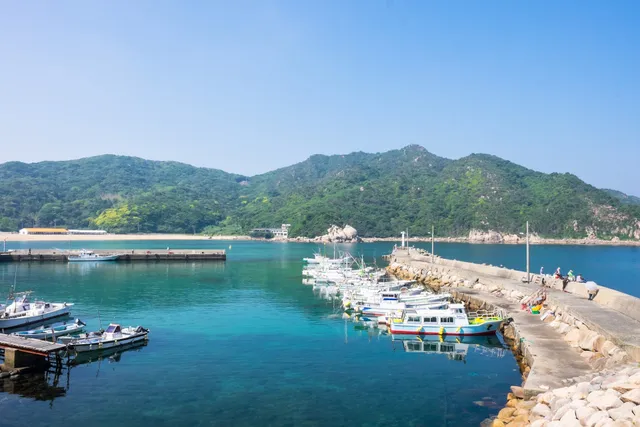 芥屋大門観光社（乗船券売場）