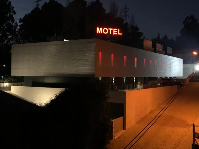 Sideway Motel