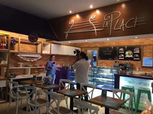 La Place Delicatessen