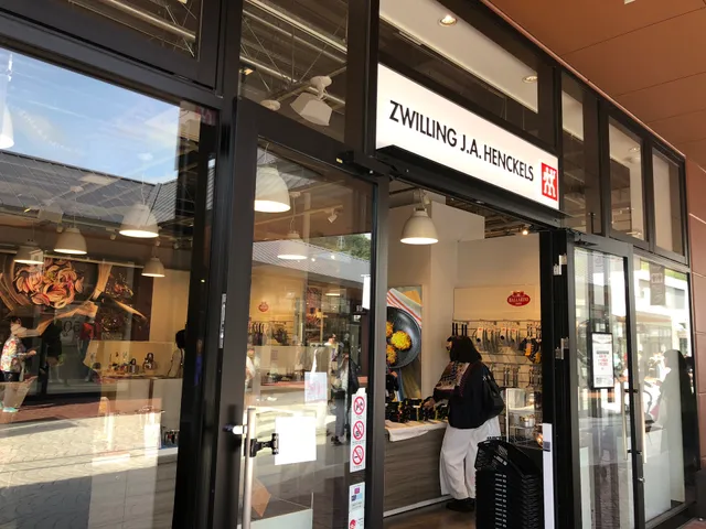 ZWILLING J.A. HENCKELS