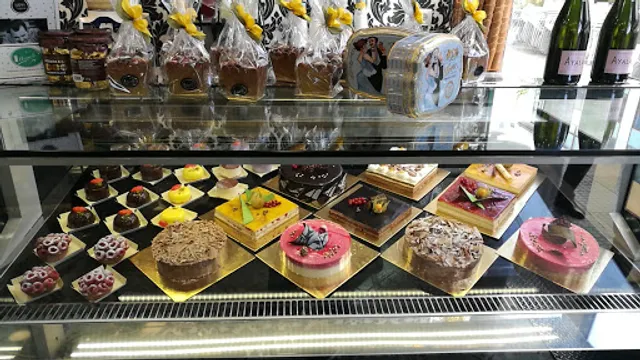 Artisan bakery Manolo