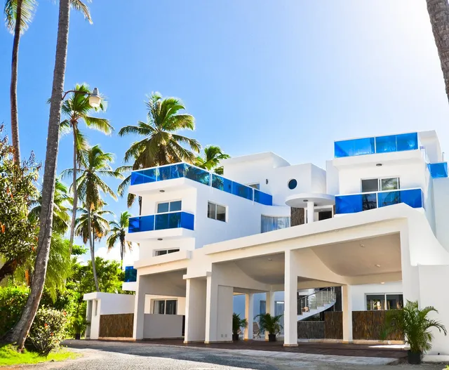 The SANCTUARY Los Corales