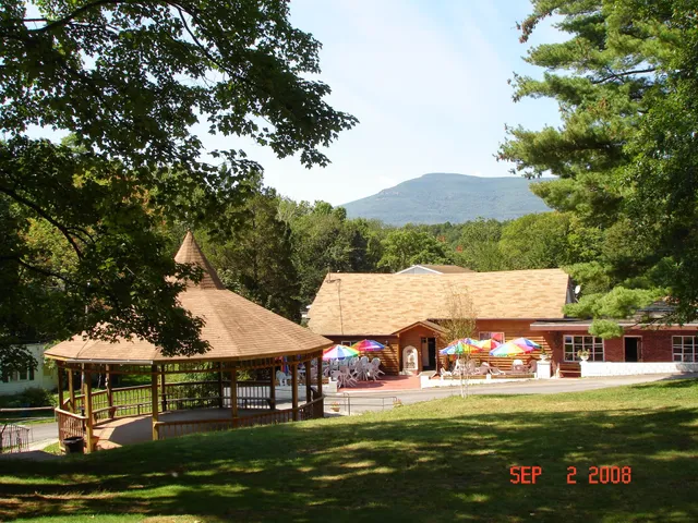 Camp-Resort Skazka