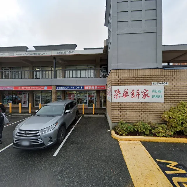 Simon Abraham: Sutton Westcoast Realty