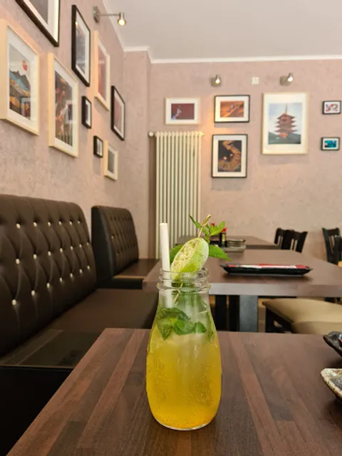 GEM Sushi & Asian Fusion Restaurant (reservieren und bestellen im Website)