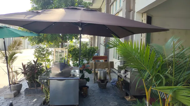 អាហារដ្ឋាន ច័ន្ទ តារាទី