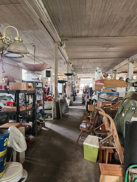 Warehouse @ 405 Architectural Salvage